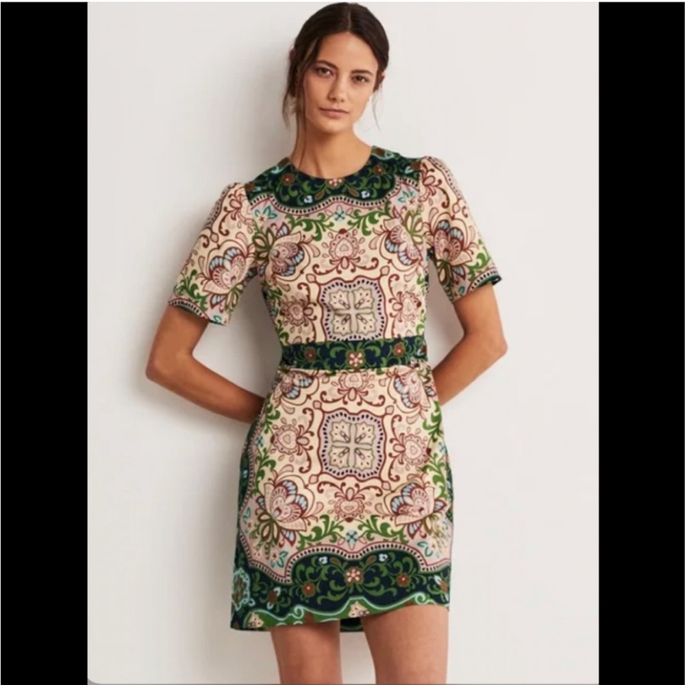 Boden Green and Cream Floral Tile-Print Short Dress